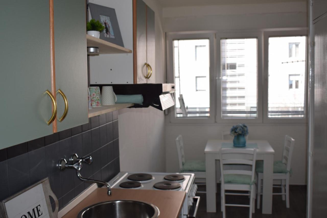 Apartment Optimist/Downtown Spalato Esterno foto